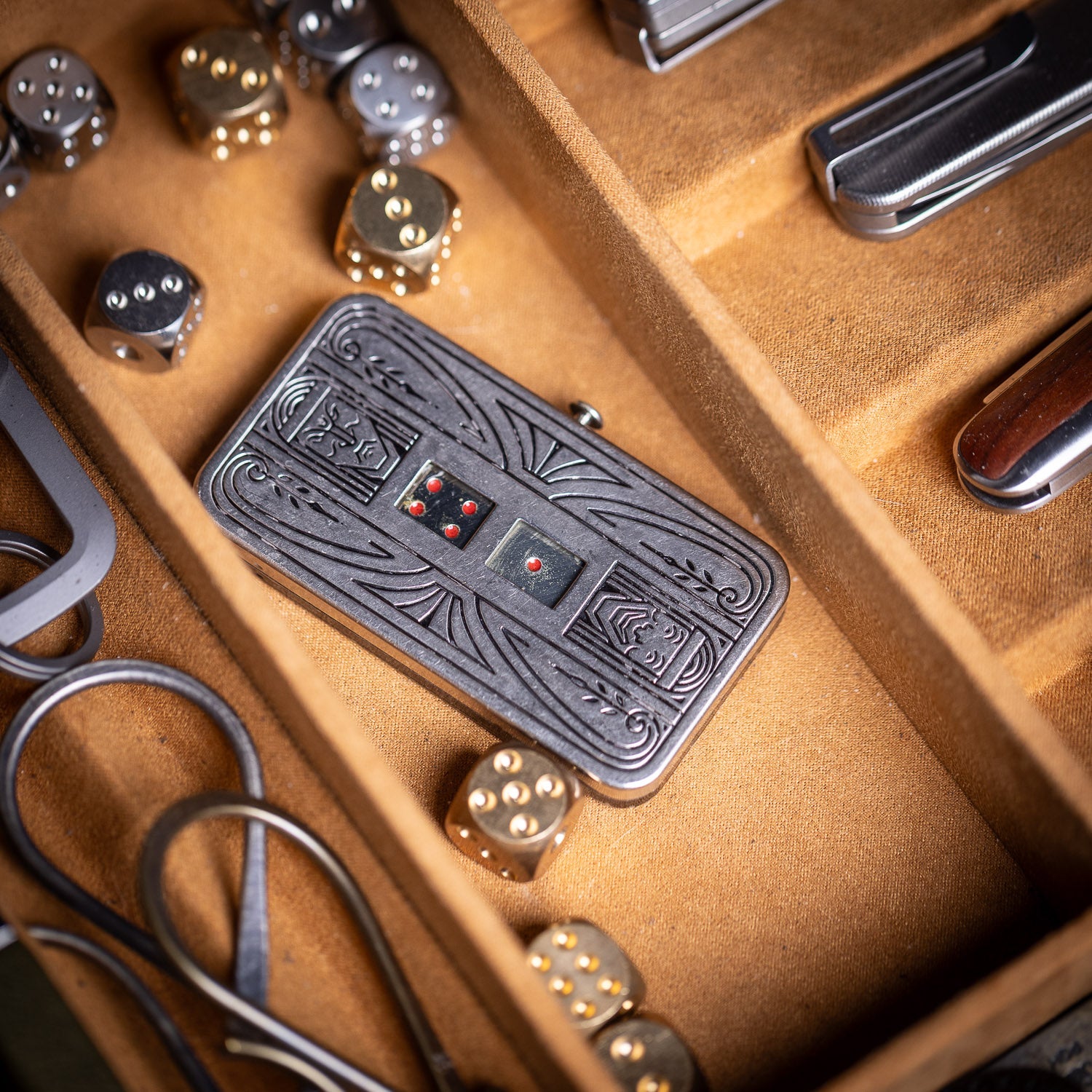 1920's Demley NY Mechanical Auto - Dice - Dice | Gladfellow