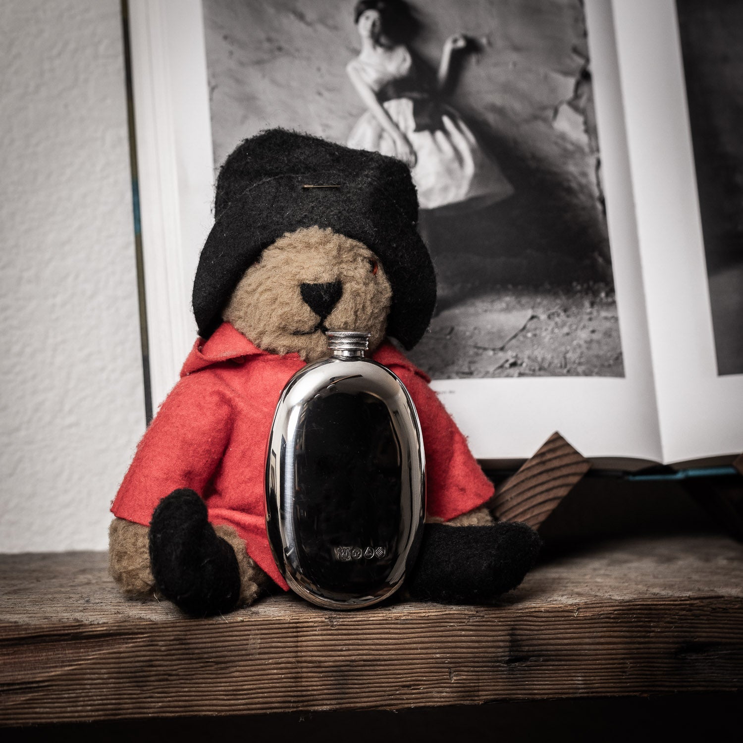 A.R. Wentworth 4oz Oval Flask - Pewter - Flask | Gladfellow