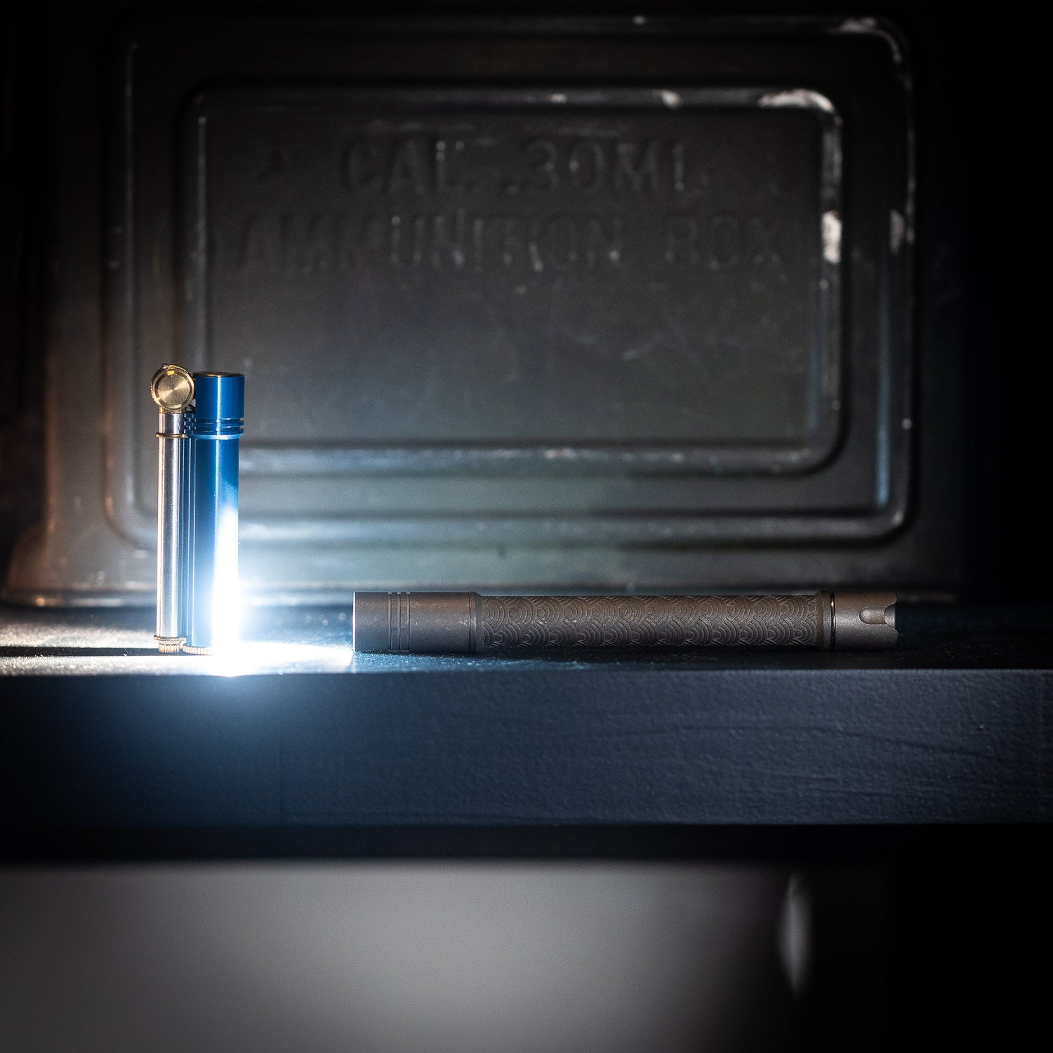 ReyLight Penlight Flashlight - Titanium - Flashlight | Gladfellow