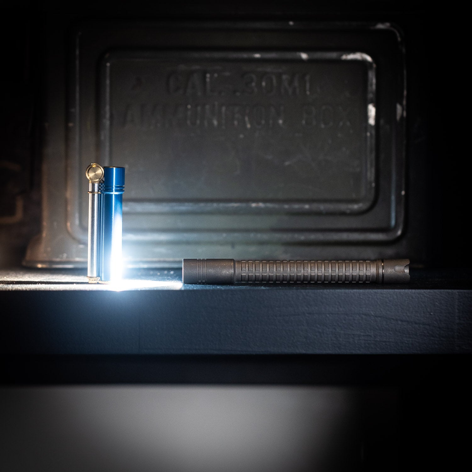 ReyLight Penlight Flashlight - Titanium - Flashlight | Gladfellow