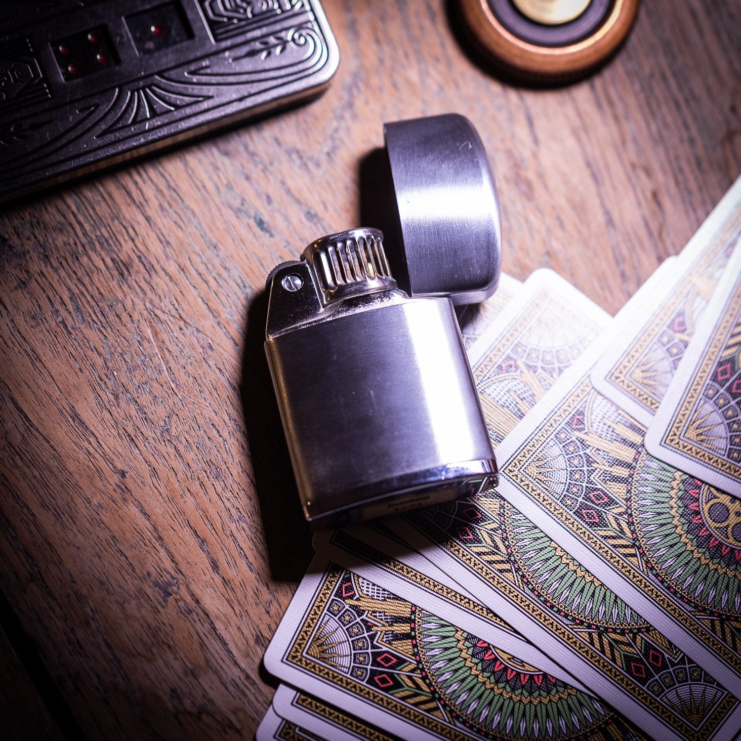 Ronson Vintage Windlite Lighter – Brushed Chrome with Chevron Lid - Lighter | Gladfellow