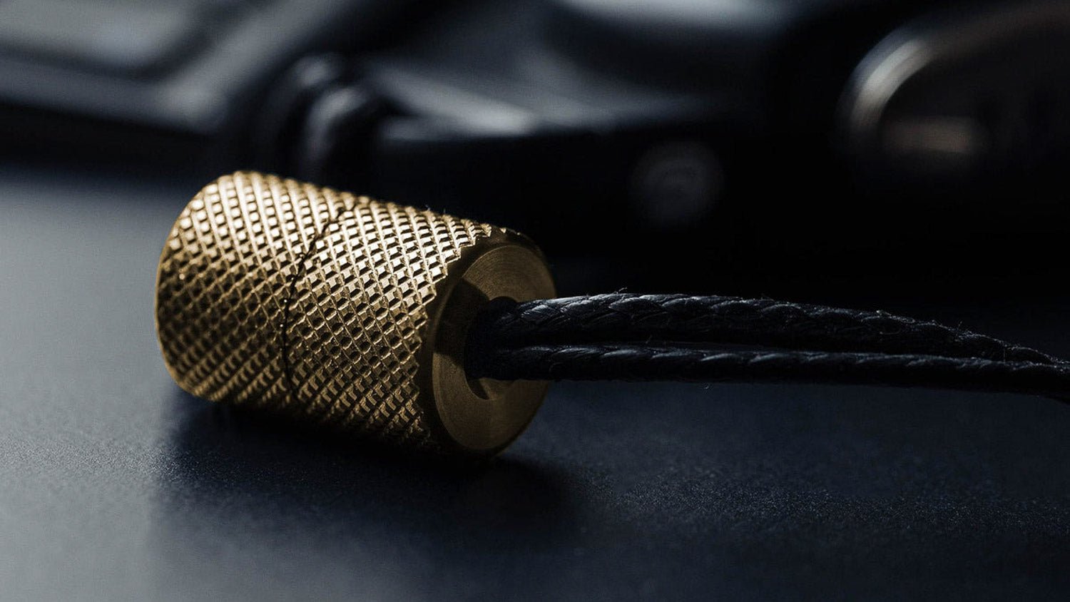 A Needed Keychain Revolution: The Wingback Key Loop - Gladfellow