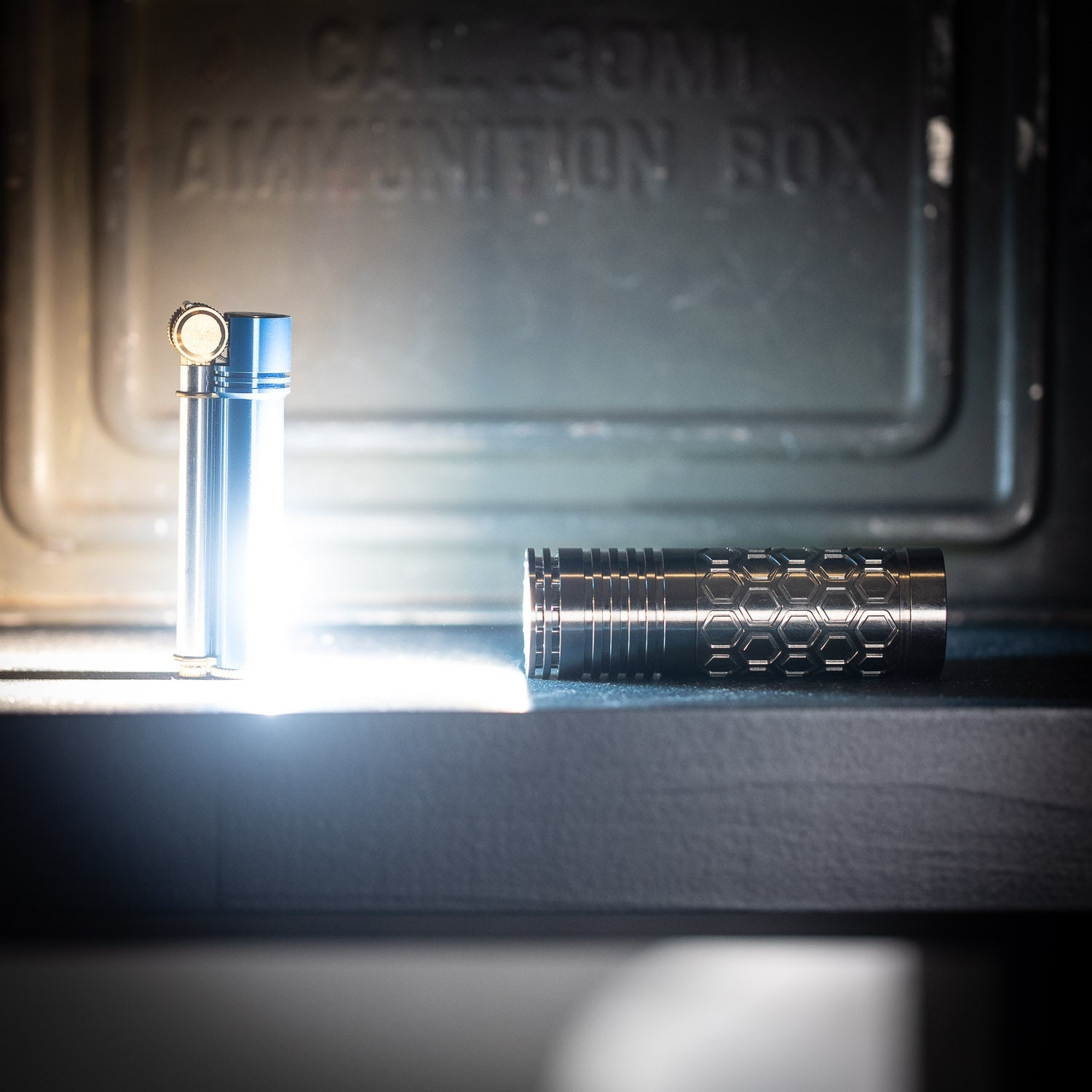 ReyLight Triple Dawn Flashlight - Titanium - Flashlight | Gladfellow
